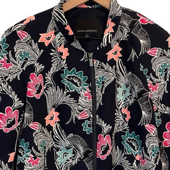 Banana Republic Bird Print Navy Floral Drapey Bomber Jacket, Full Zip, Lined, S - Picture 14 of 16